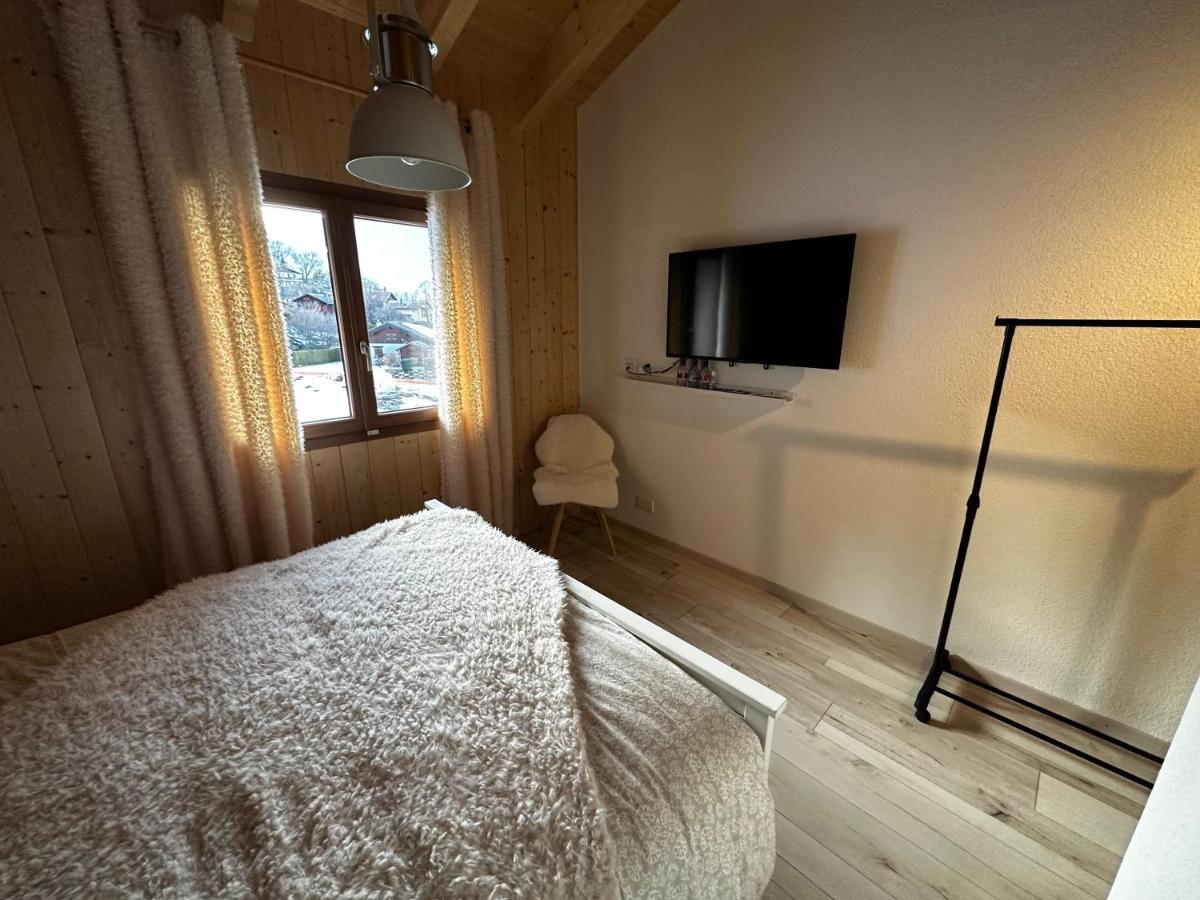Chambres D'Hotes Les Louettes A Sapinhaut Canton Du Valais Saxon Exteriér fotografie