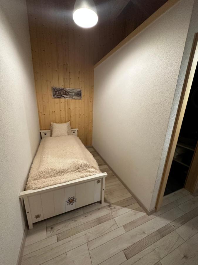 Chambres D'Hotes Les Louettes A Sapinhaut Canton Du Valais Saxon Exteriér fotografie